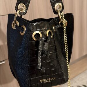 Black Leather Bucket Bag